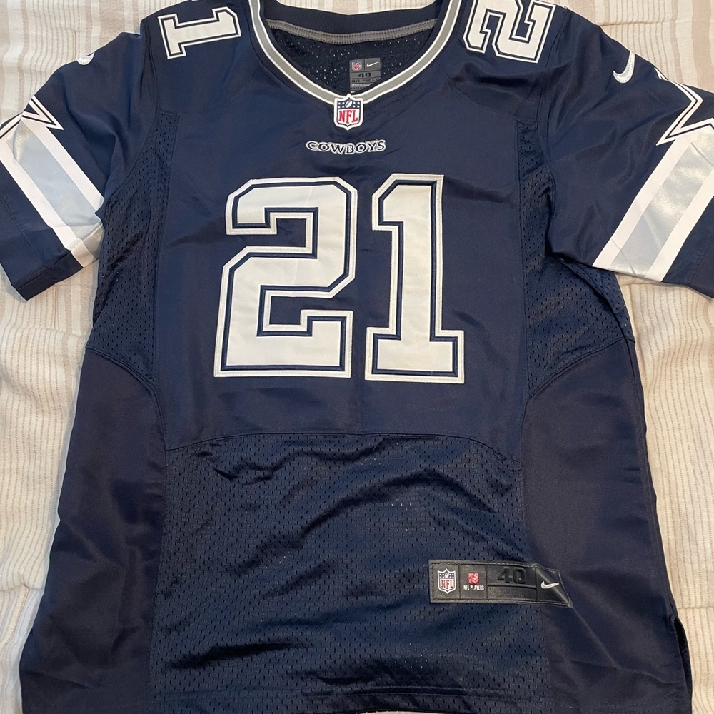Dallas Cowboys Elliot Jersey Medium